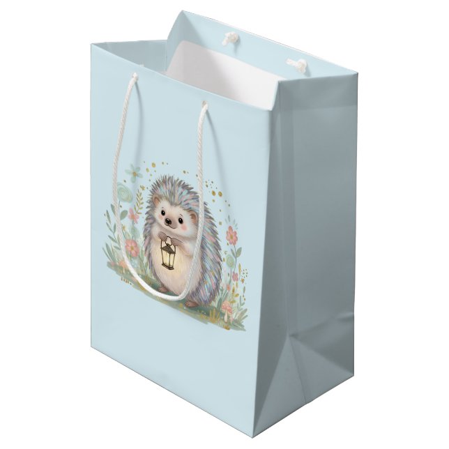 Süßer Igel mit Laterne Mittlere Geschenktüte (Vorderseite Schrägansicht)