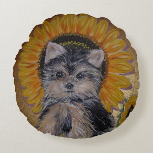 Süßer kleiner Yorkie und Sonnenblumen Rundes Kissen