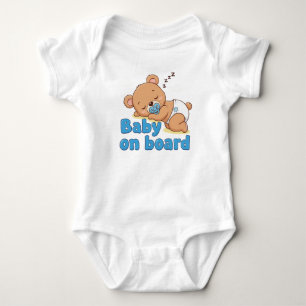 Süßer schlafender Teddybär Baby auf Bord Cartoon Strampler