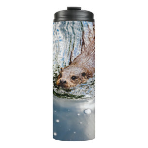 SÜßER SEEHUND SCHWIMMT THERMOSBECHER