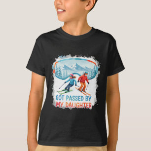 Süßer Skivater wurde beim Familienskilauf von mein T-Shirt