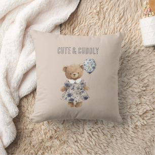 Süßer Teddybär in blauen Blumenkleid Kissen