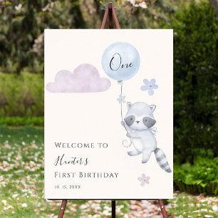 Süßer Waschbär fliegt mit Ballon zum ersten Geburt Poster