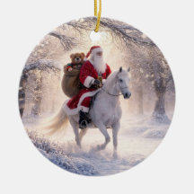 Süßer Weihnachtsmann und Pferd mit Spielzeugtasche