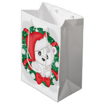 Süßer weißer Bär im Weihnachtskranz