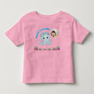 Süßer Whimsical Blumen-Oktopus Mädchen-Foto Geburt Kleinkind T-shirt