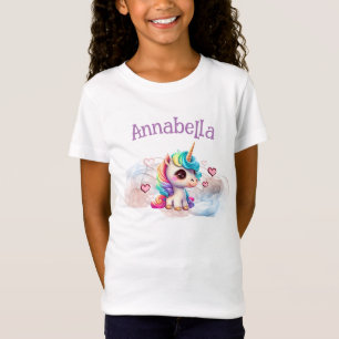 Süßes Baby-Einhorn und Herzen T-Shirt