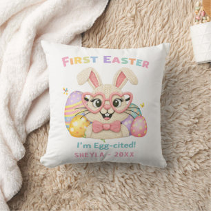 Süßes Baby erstes Ostern Ei-aufgeregtes Kaninchen Kissen