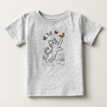 Süßes Baby-T-Shirt mit Kätzchen und Schmetterlinge