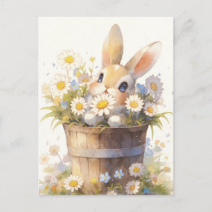 Süßes Babykaninchen im hölzernen Gänseblümchen-Eim Postkarte