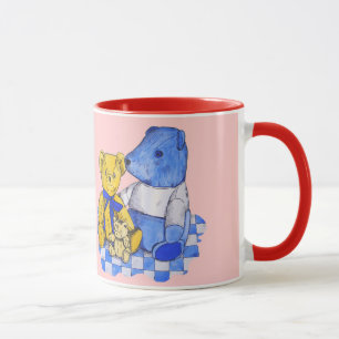 süßes Bild von drei niedlichen alten Teedys Tasse