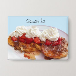 Süßes Brot mit Erdbeeren und Sahne Button