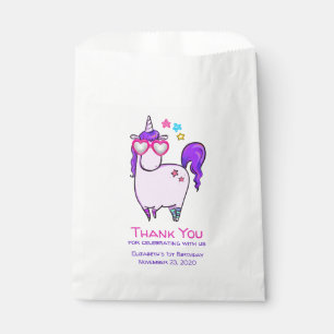 Süßes Einhorn mit herzförmiger Brille Geschenktütchen