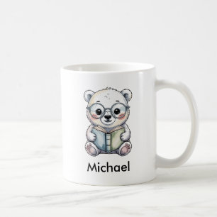 Süßes Eisbärbaby liest ein Buch Kaffeetasse