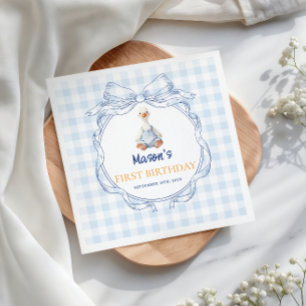 Süßes Gänschen in blauen Overalls Gingham-Junge zu Serviette
