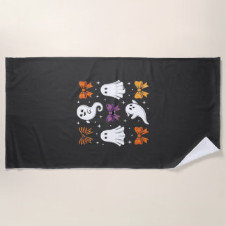 Süßes Gespenst mit Schleifen Halloween-Design_1 Strandtuch
