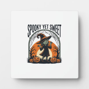 Süßes Halloween-Hexen-Shirt Gruselig und doch süß Fotoplatte