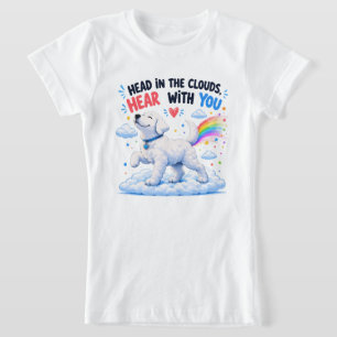 Süßes Hundedesign mit Kopf in den Wolken T-Shirt