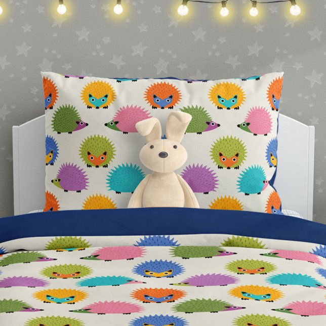 Süßes Igelmuster auf Creme Kissenbezug (Von Creator hochgeladen)