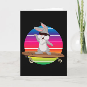 Süßes Kaninchen fährt Skateboard Regenbogen Skater Karte