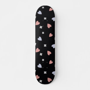 Süßes Kleeblatt-Herzen-Muster Glückliche Liebe Skateboard