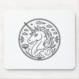 Süßes Mädchen im Pferdejahr 2026 liebt Einhorn-Ste Mousepad