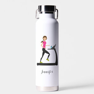 Süßes Mädchen läuft auf einem Laufband & Name Trinkflasche