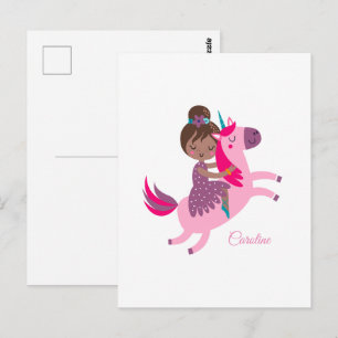 Süßes Mädchen mit braunen Haaren reitet auf einem  Postkarte