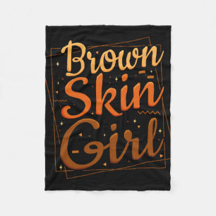 Süßes Mädchen mit brauner Haut Black History Month Fleecedecke