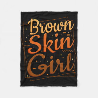 Süßes Mädchen mit brauner Haut Black History Month Fleecedecke
