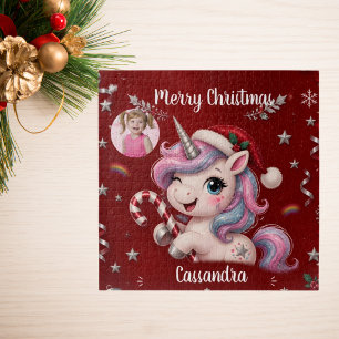 Süßes magisches karmesinrotes Weihnachts-Einhorn-M