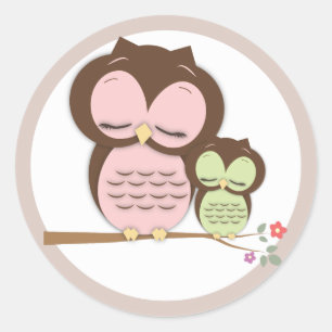 Süßes Mama & Baby Owl auf einer Zweigstelle Runder Aufkleber