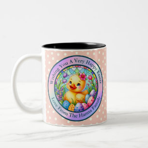 Süßes Osterküken, Blumen und bunte Eier Zweifarbige Tasse