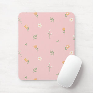 Süßes Pastell-Blumenmuster auf rosa Hintergrund Mousepad