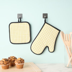 Süßes Pastellgelb Gingham Ofenhandschuh & Topflappen-Set