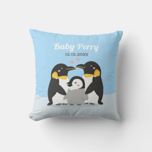 Süßes Pinguinküken und Familien-Baby-Nursery Kissen