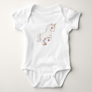 Süßes reinweißes Einhorn hebt Huf und schaut zurüc Baby Strampler