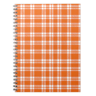 Süßes Retro-Orangengingham-Karo-Muster Notizblock