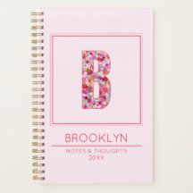 Süßes rosa florales girly monogrammiertes Buchstab