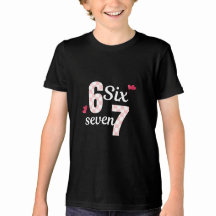 Süßes rosa kariertes Zahlen 6 7 T-Shirt
