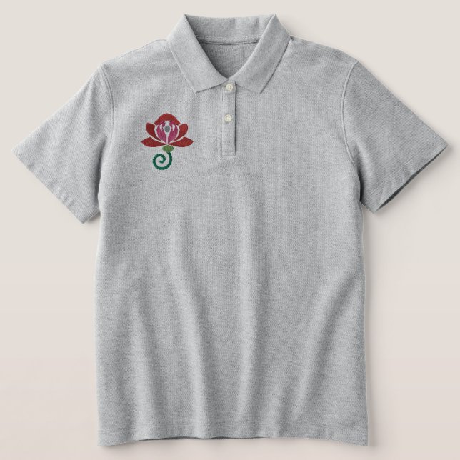 Süßes Rose-Pflaster besticktes Shirt (Design Vorderseite )