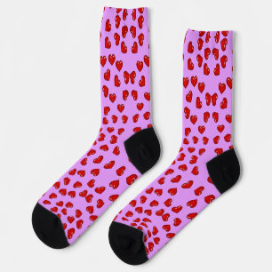 Süßes rotes Herz-Muster auf Lila Socken