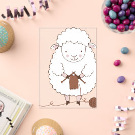 Süßes Schaf, das braune Wolle strickt Acryleinladungen