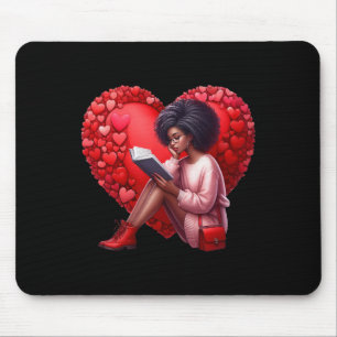 Süßes Valentinsbuch Mädchen Mit Herz Lesende Frau Mousepad