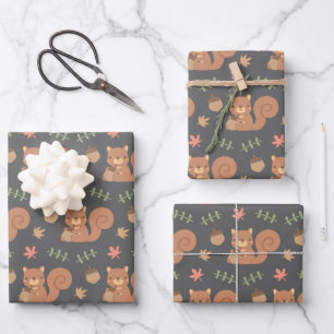 Süßes Waldhörnchen-Eichenzapfen-Herbstlaub-Muster Geschenkpapier Set
