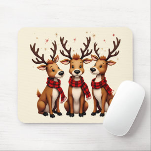 Süßes Weihnachts-Rentier-Trio mit Karoschal Mousepad