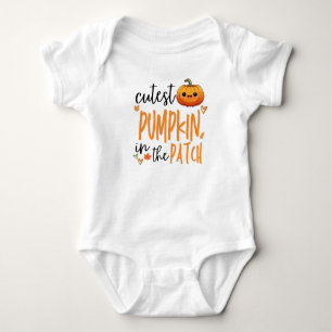 Süßester Kürbis im Garten, erster Halloween Herbst Baby Strampler