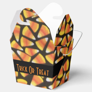 Süßigkeiten-Mitgebringbox für Halloween in Form vo Geschenkschachtel