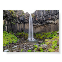 Svartifoss-Wasserfall