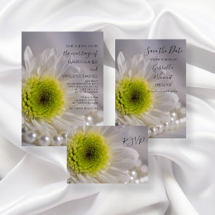 White Daisy and Pearls Wedding RSVP Replik Card
